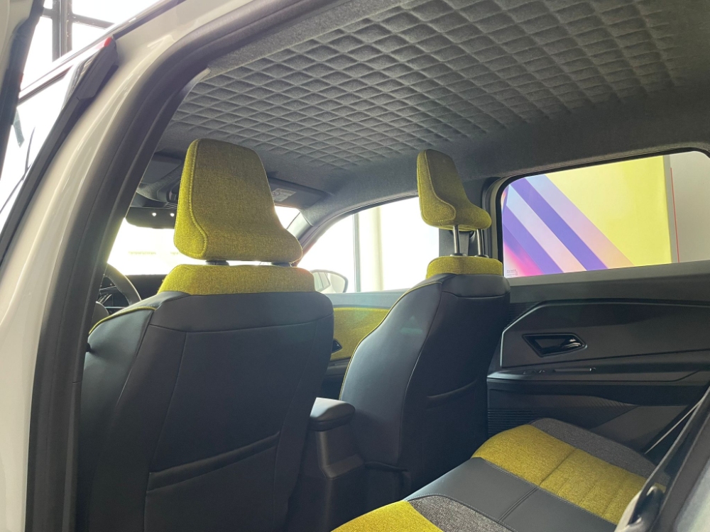 Renault 5 E-Tech 150 Comfort Range Iconic Five foto 20