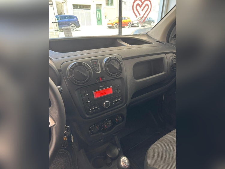 Dacia Dokker Essential foto 10